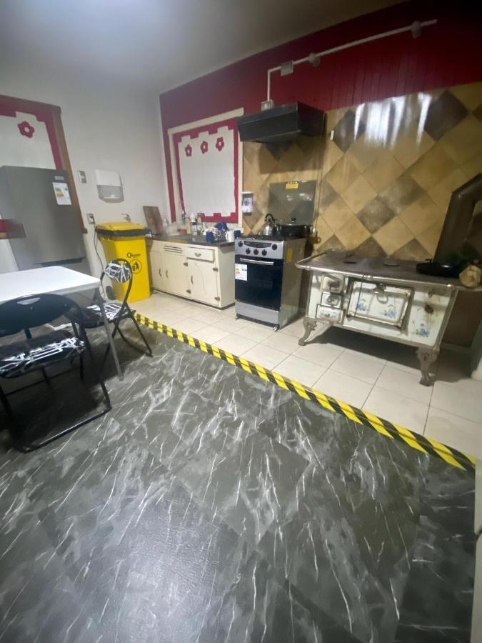 Viva Chile Hostal - Puerto Varas Dış mekan fotoğraf